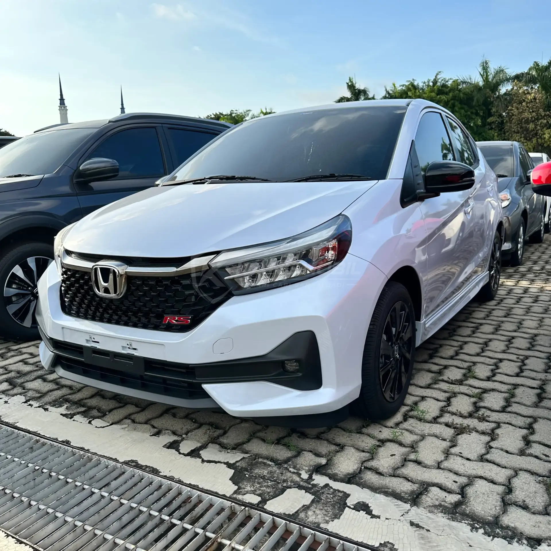 Foto 2 Honda Brio RS CVT