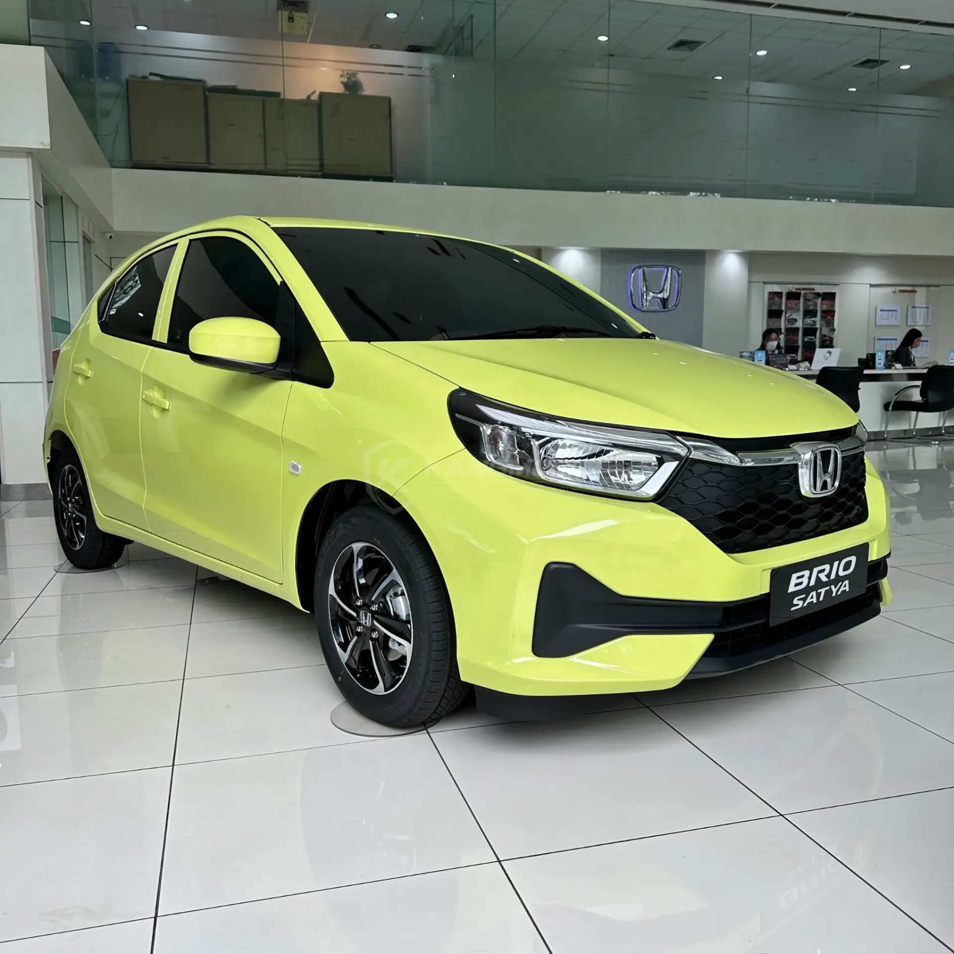 Foto 3 Honda Brio E CVT