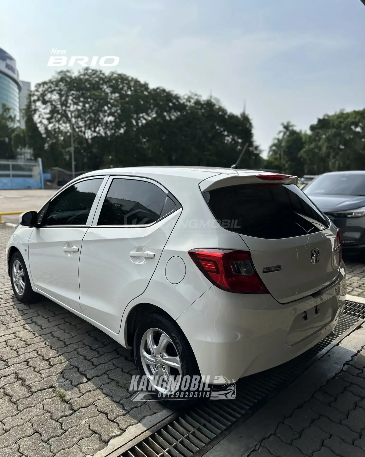 Foto 7 Honda Brio S CVT