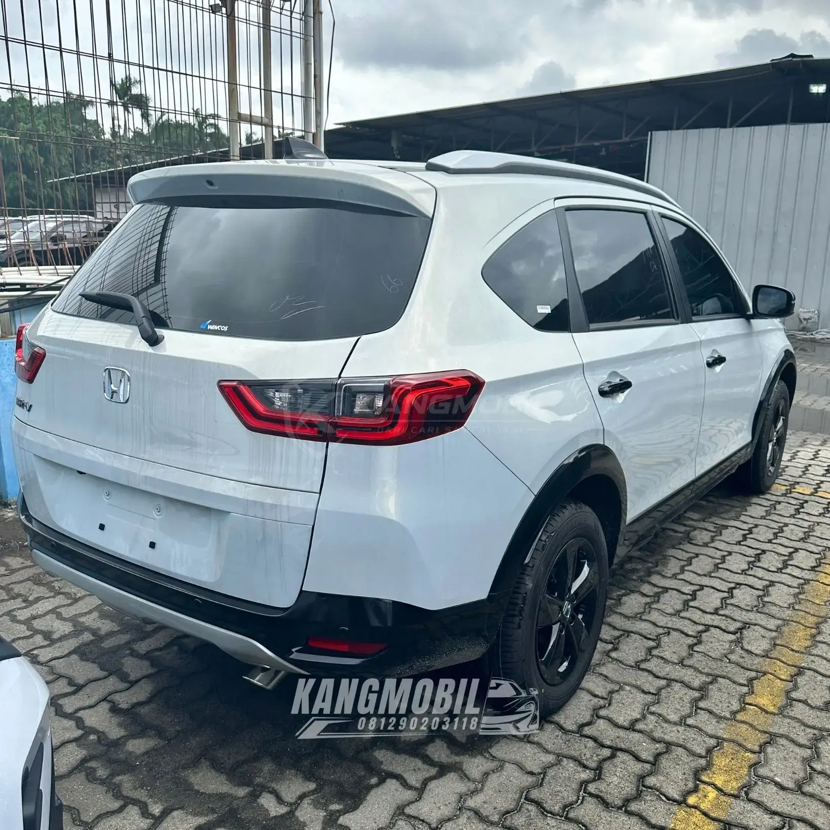 Foto 4 Honda BRV N7X E CVT