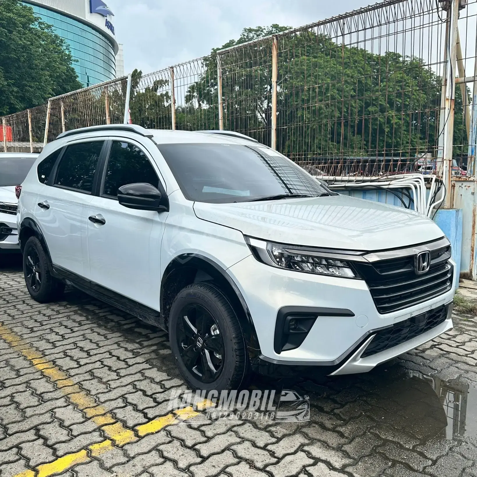 Foto 5 Honda BRV N7X E CVT