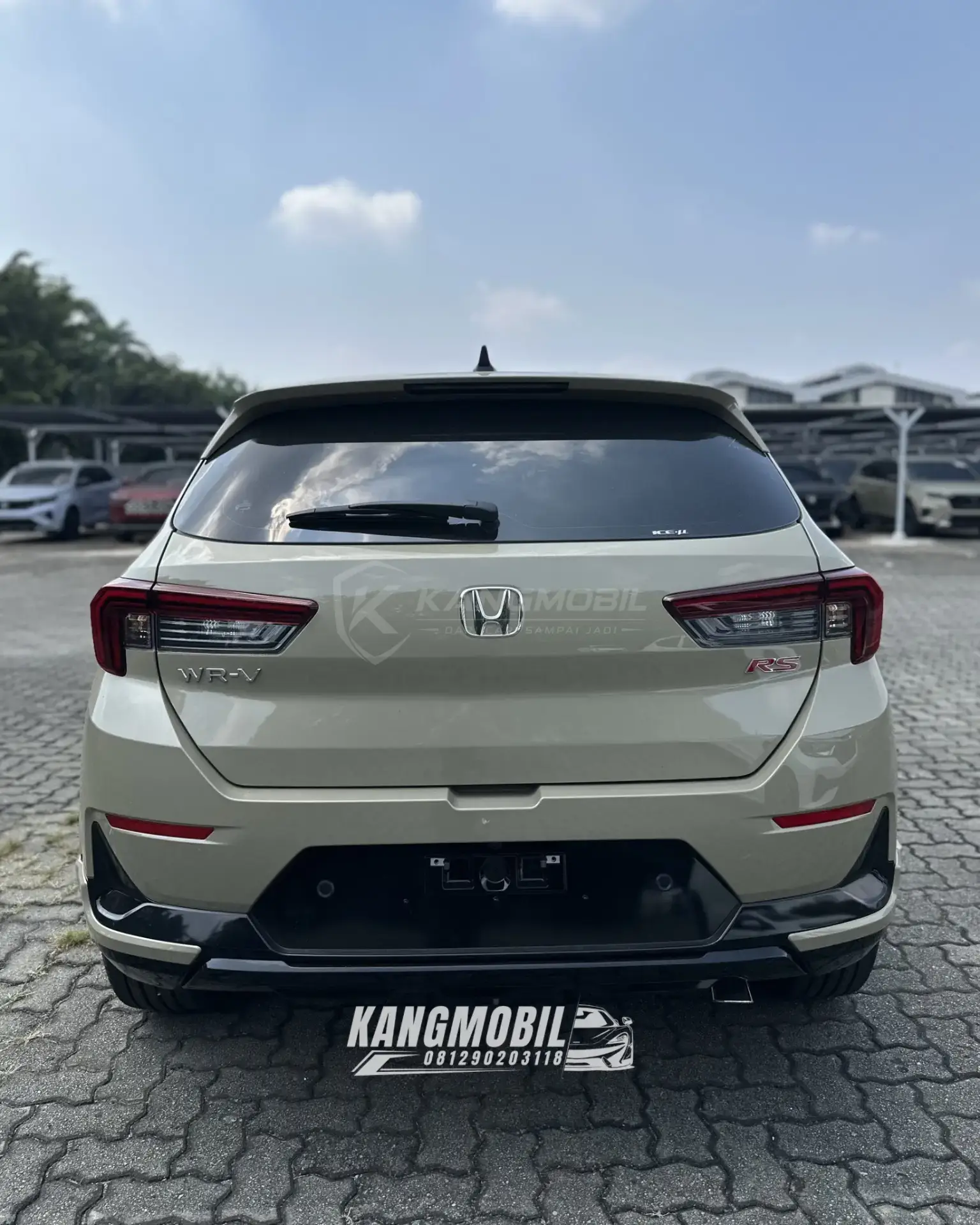 Foto 4 Honda WRV RS CVT Sand Khaki Pearl