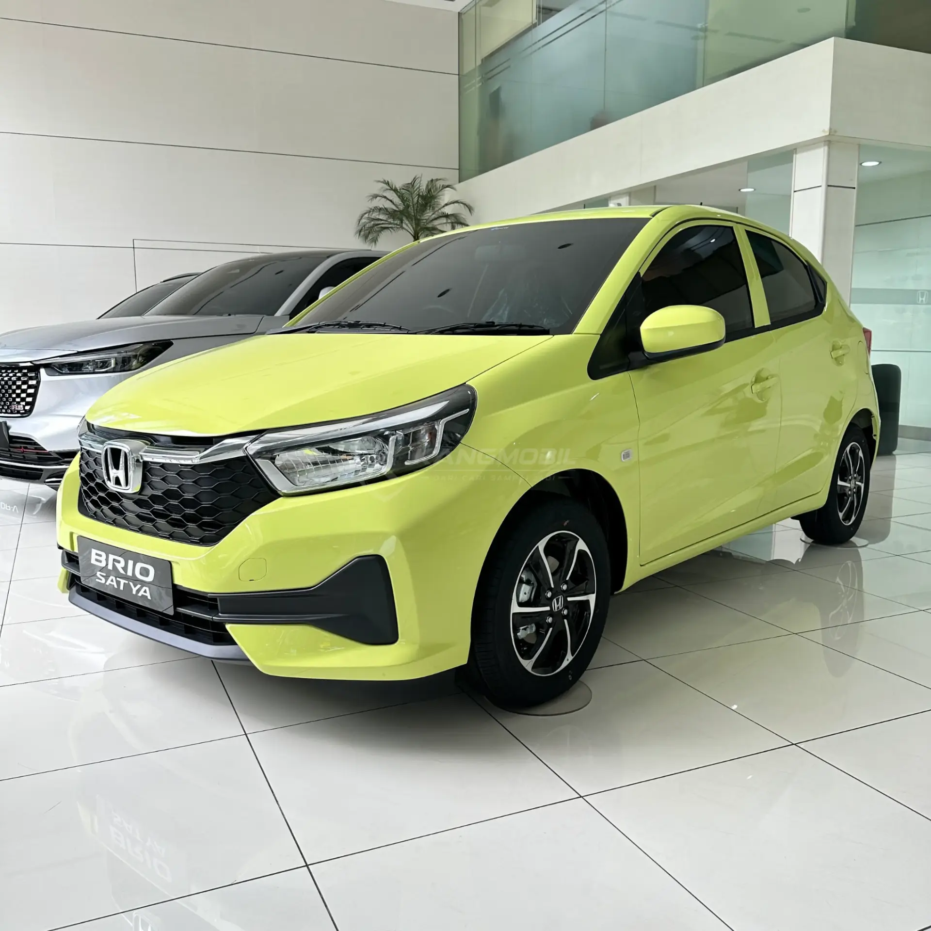 Honda Brio E CVT